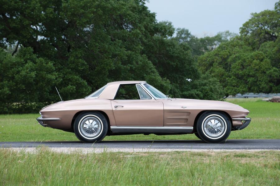  Chevrolet Corvette Stingray Convertible 1964 года  (фото 16 из 22)